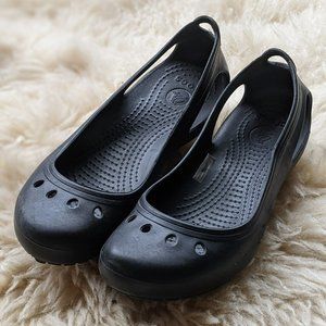 Crocs flats size 6